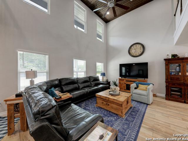 House for sale in Canyon Lake