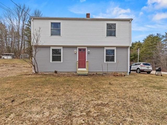 House for sale in Pownal, Maine