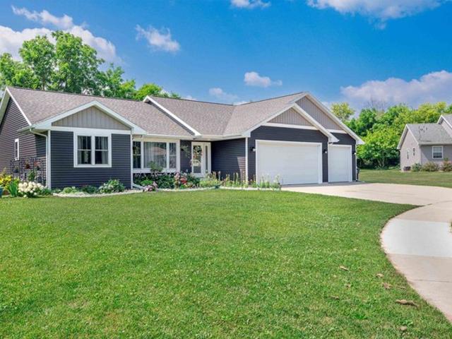 House for sale in Omro, Wisconsin