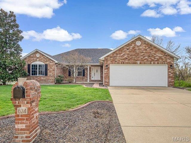 House for sale in Monroe, Illinois