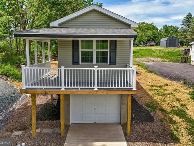 House for sale in Carbon, Pennsylvania