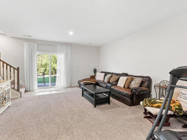 Condo for sale in Walton, Boone County