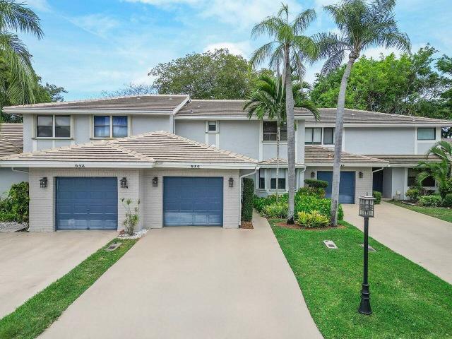 Condo for sale in Deerfield Beach