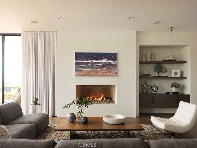 House for sale in Irvine Terrace, Newport Beach
