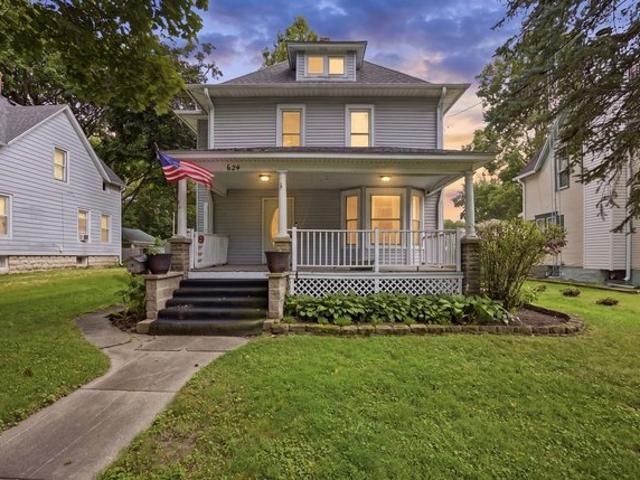 House for sale in Dekalb, Illinois