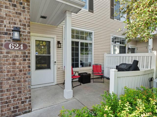 Townhouse for sale in Farmington, Dakota County