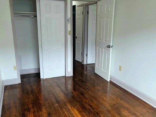 Property for rent in The Bronx, Arverne