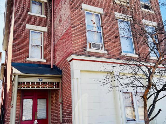 House for sale in Louisville, Jefferson County