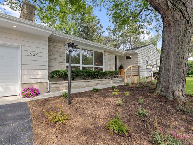 House for sale in Geneva, Illinois