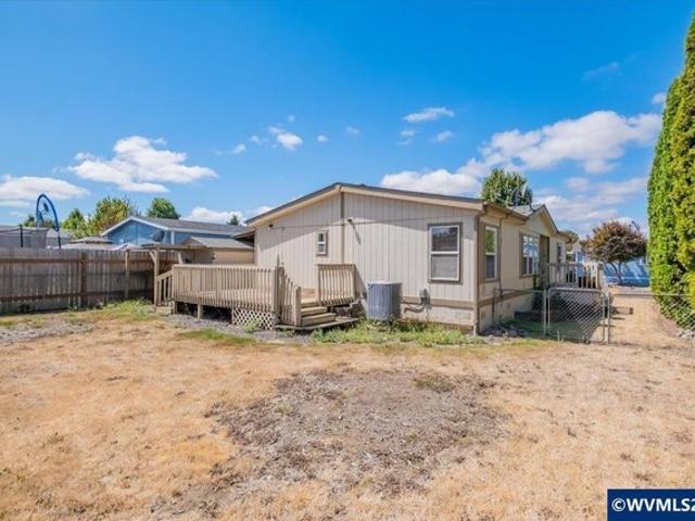 House for sale in Oregonia