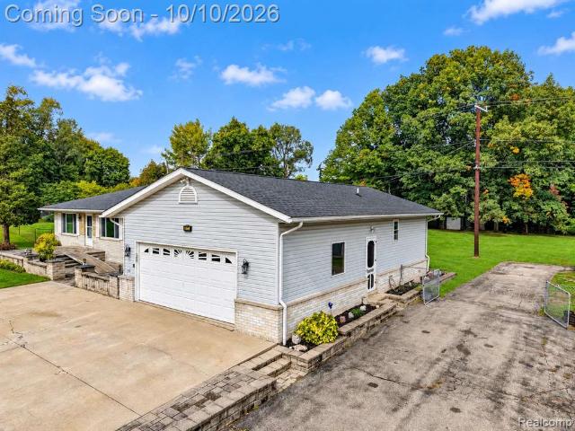 House for sale in West Bloomfield Township, Oakland County
