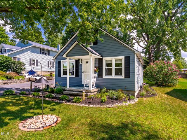 House for sale in Guilderland, New York