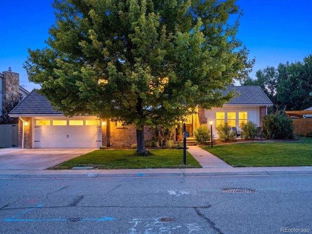 House for sale in Arapahoe, Colorado