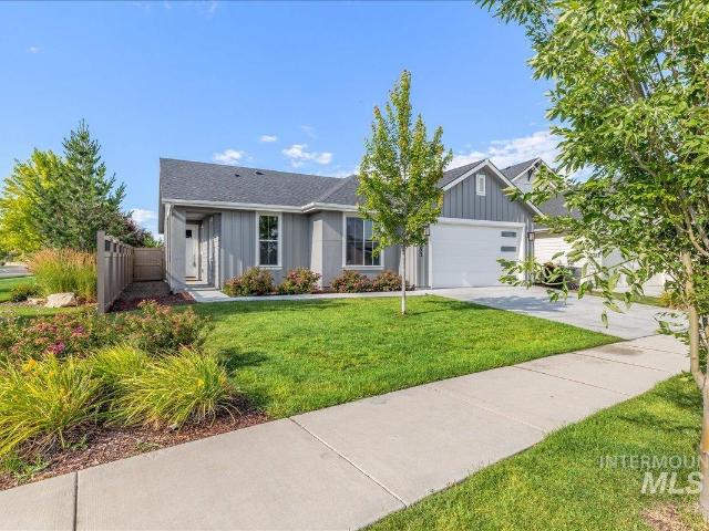 House for sale in Meridian, Idaho