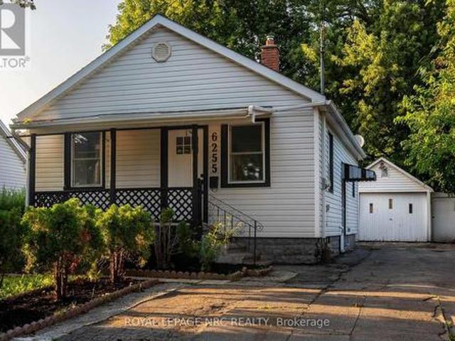 House for sale in Niagara, Ontario