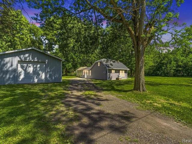 House for sale in Flushing, Michigan