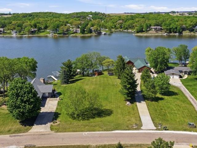 Land for sale in Guthrie, Iowa