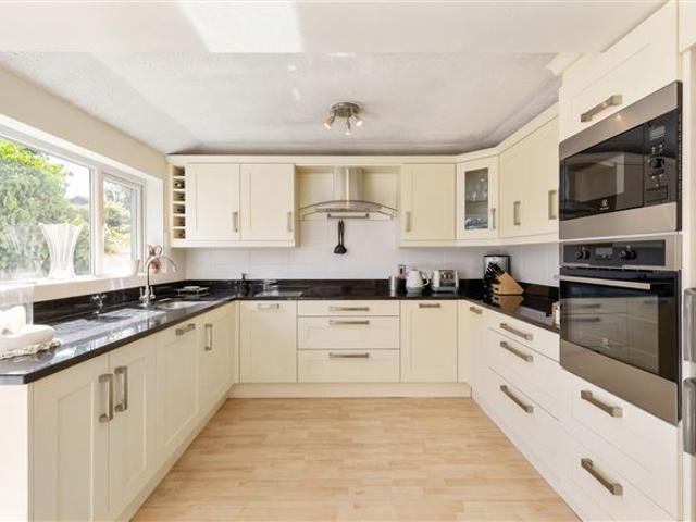 Detached House for sale in Bluebell, North Tipperary