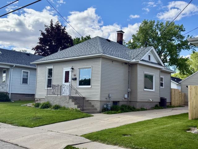 House for sale in Peru, Illinois