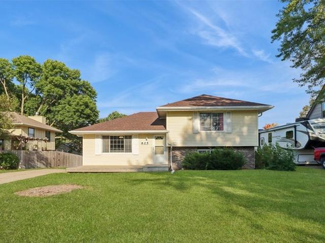 House for sale in Altoona, Iowa