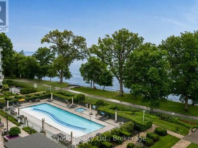 Condo for sale in Oakville, Ontario