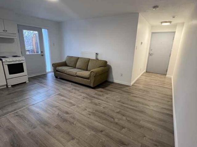 Apartment for rent in Mulhurst Bay, Ontario