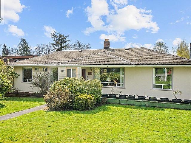 House for sale in Saanich, British Columbia