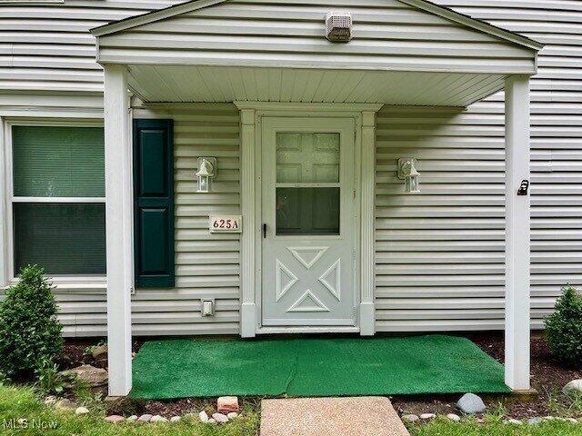 Condo for sale in Medina