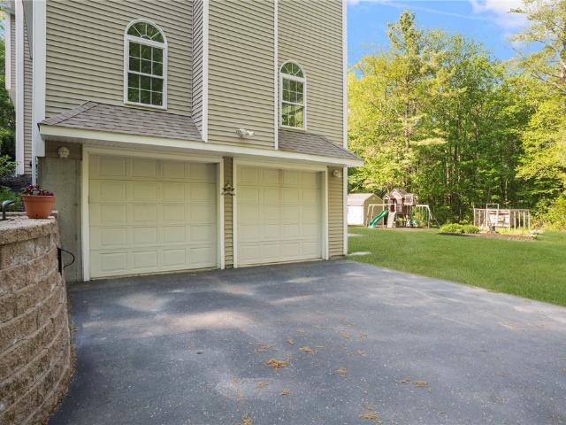House for sale in Oakland, Rhode Island