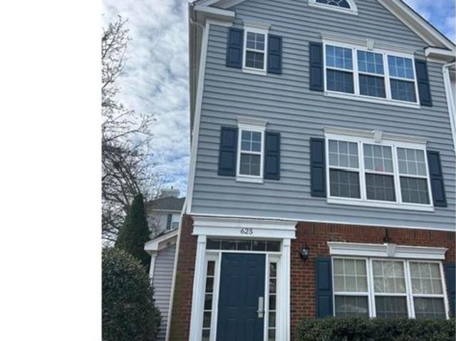 Condo for sale in Virginia