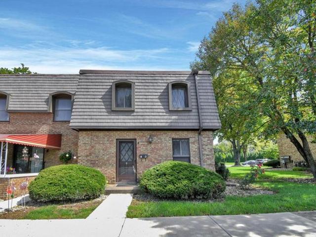 Condo for sale in Newark, Licking County