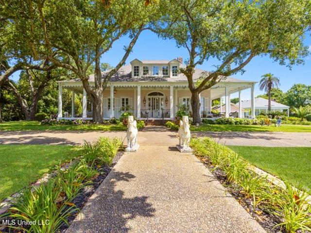 House for sale in Pass Christian, Mississippi