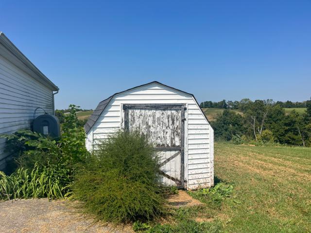 House for sale in Williamstown, Kentucky