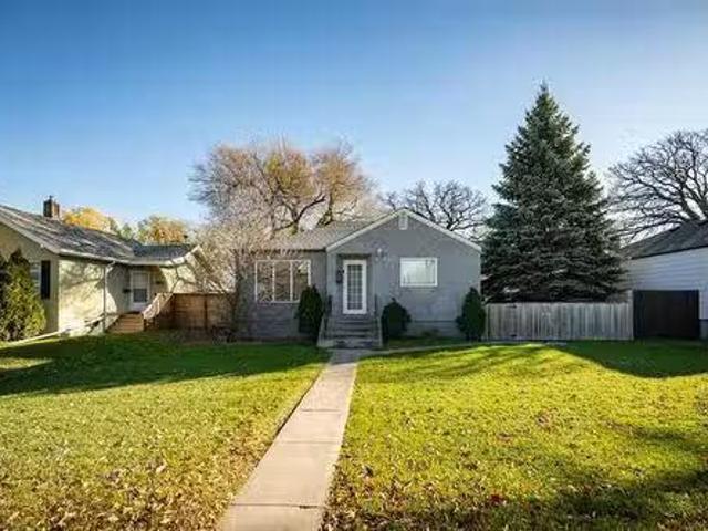 House for sale in East St. Paul, Manitoba