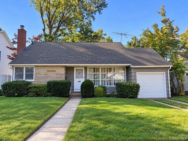 House for sale in Junard Homes, West Hempstead