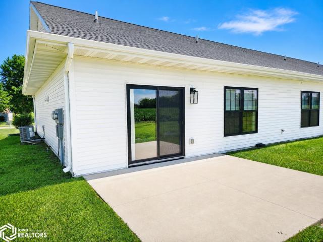 Condo for sale in Village at West Burlington Condominiums, West Burlington