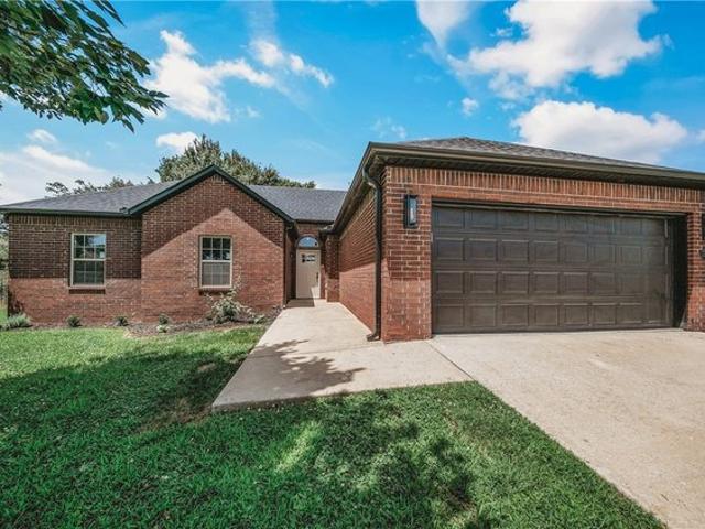 House for sale in Ark