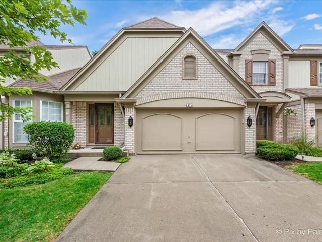 Townhouse for sale in Buffalo Grove, Illinois