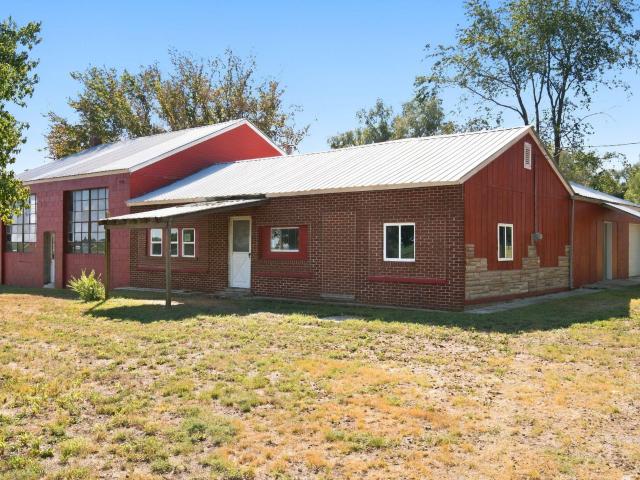 House for sale in Stark City, Missouri