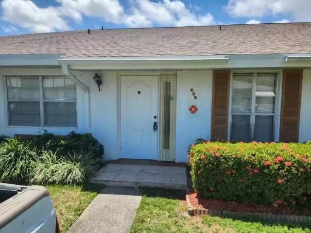 Condo for sale in Fort Pierce