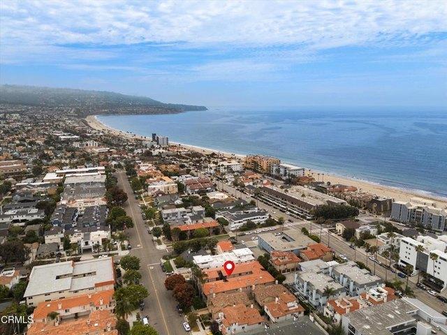 Townhouse for sale in Redondo Beach, California