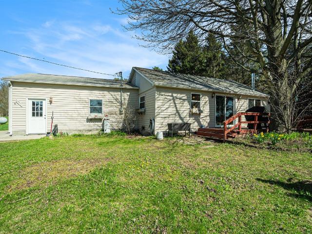House for sale in Harrisville