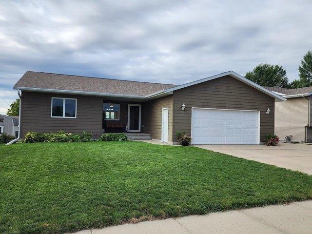 House for sale in Yankton, Yankton County