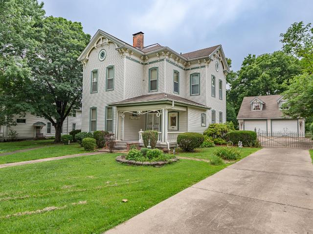 House for sale in Springfield, Missouri