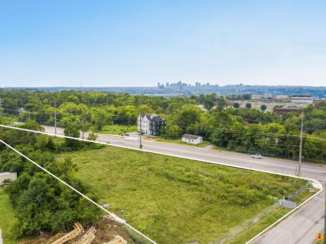 Commercial for sale in Nashville