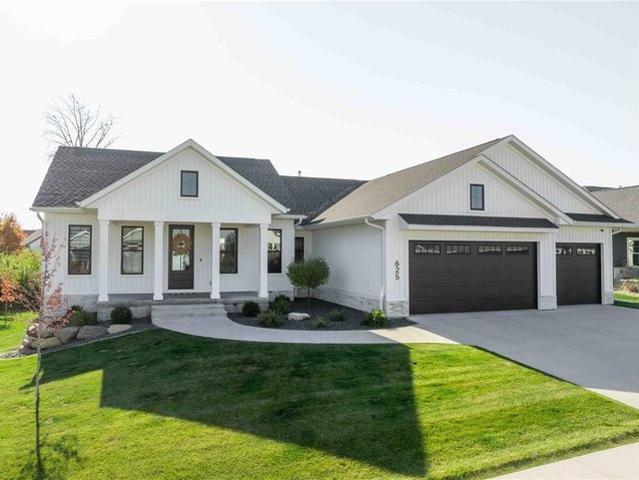 House for sale in Linn, Iowa
