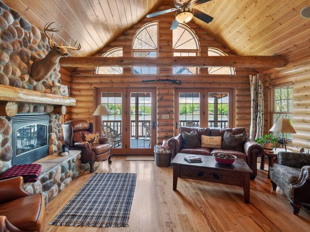 House for sale in Guthrie, Iowa