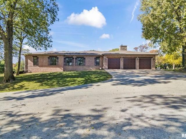 House for sale in New Berlin, Illinois