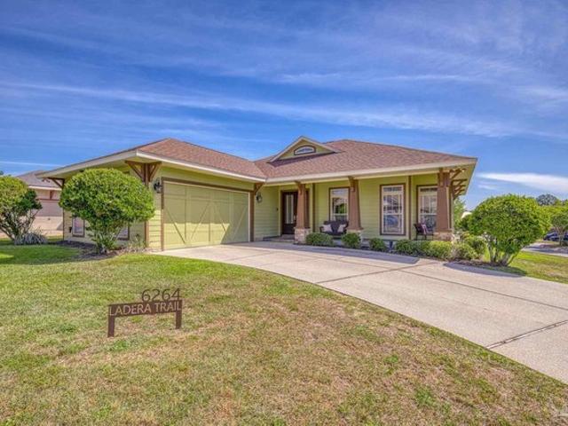 House for sale in Pace, Florida