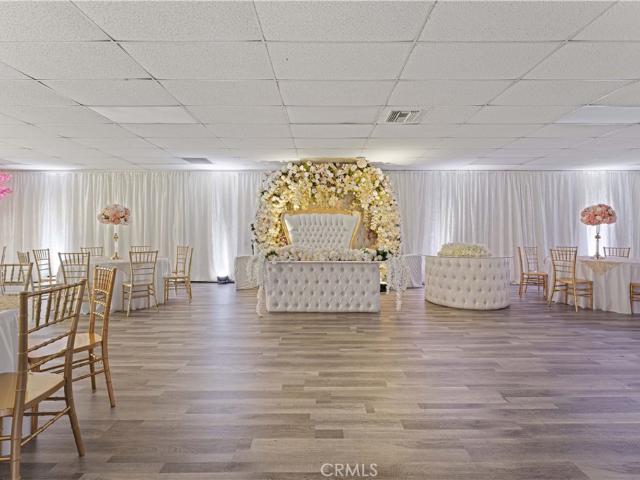 Commercial for sale in Van Nuys Neighborhood Council District, Canoga Park